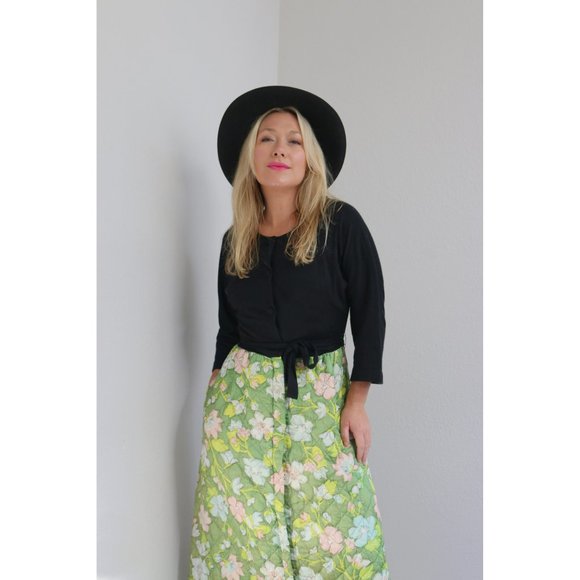 1960's Quilted Hostess Dress // Women's Size Small to Medium // Party Dress - Picture 9 of 9